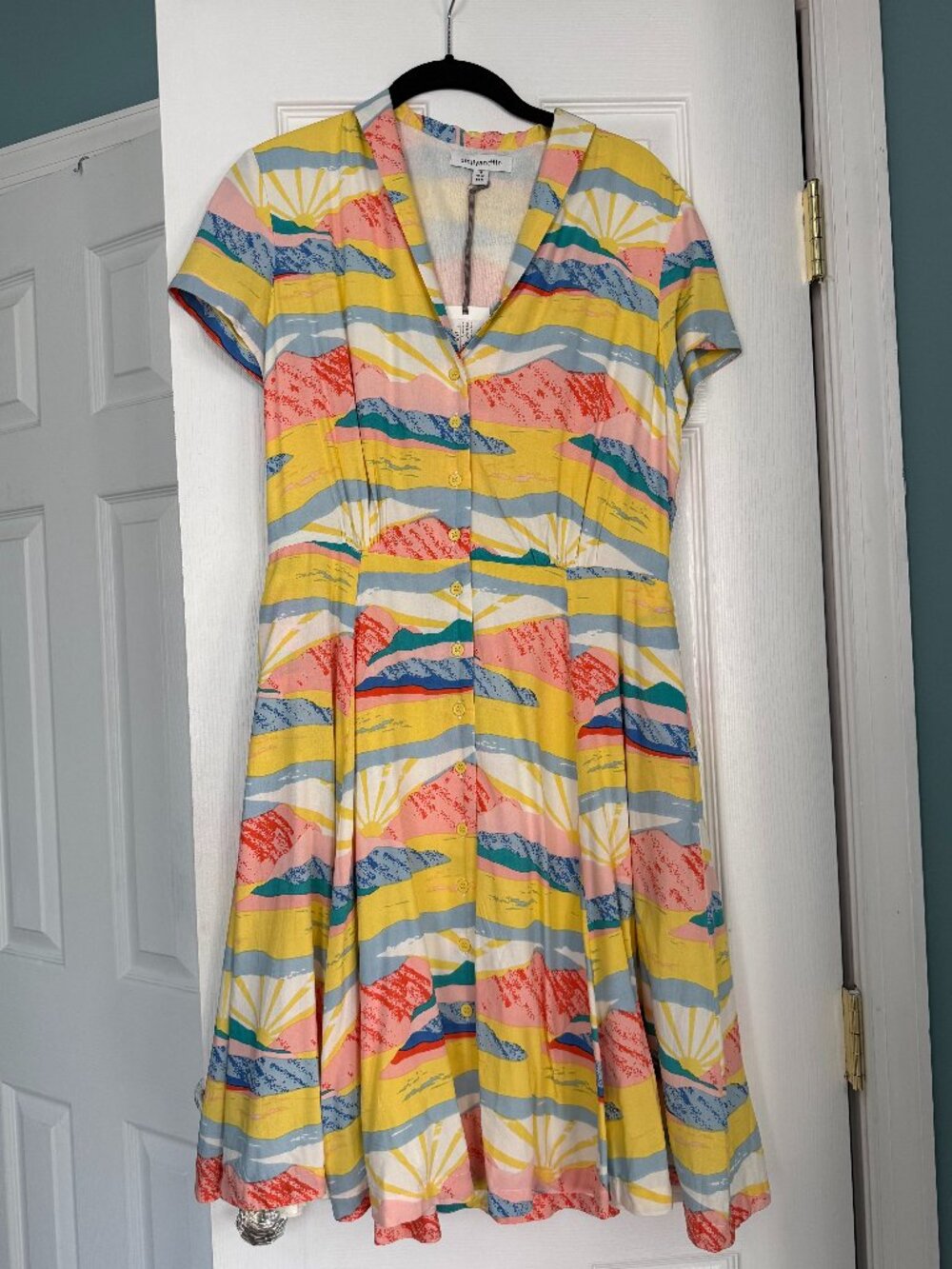 NWT Emily and Fin - Hailey Dress in Multi